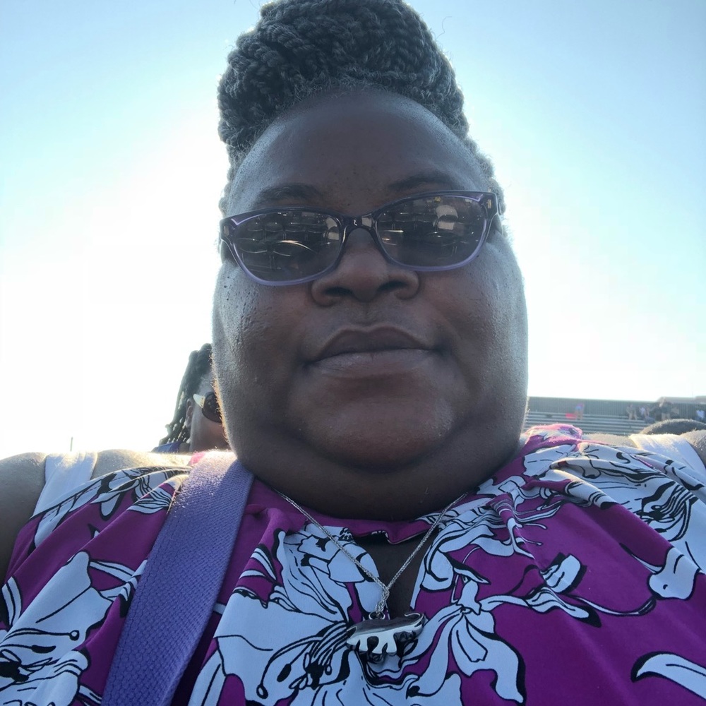 Meet your Posher, Shenalya